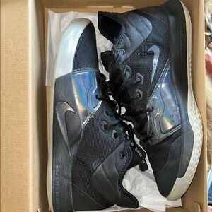 Nike Black and Silver Sneakers with Air Cushioning